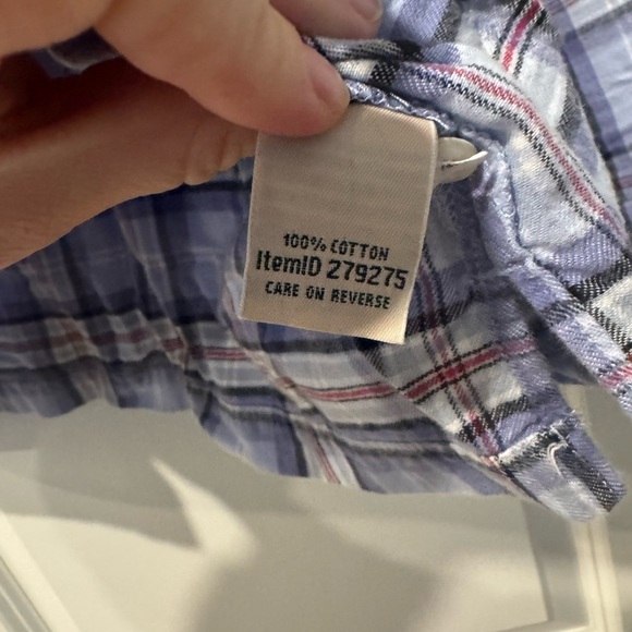 LL Bean Women’s Flannel Button Down - Picture 4 of 4